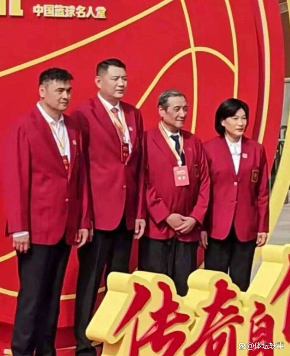 顶配天团, 在这里捉对 顶配天团, 在这里捉对